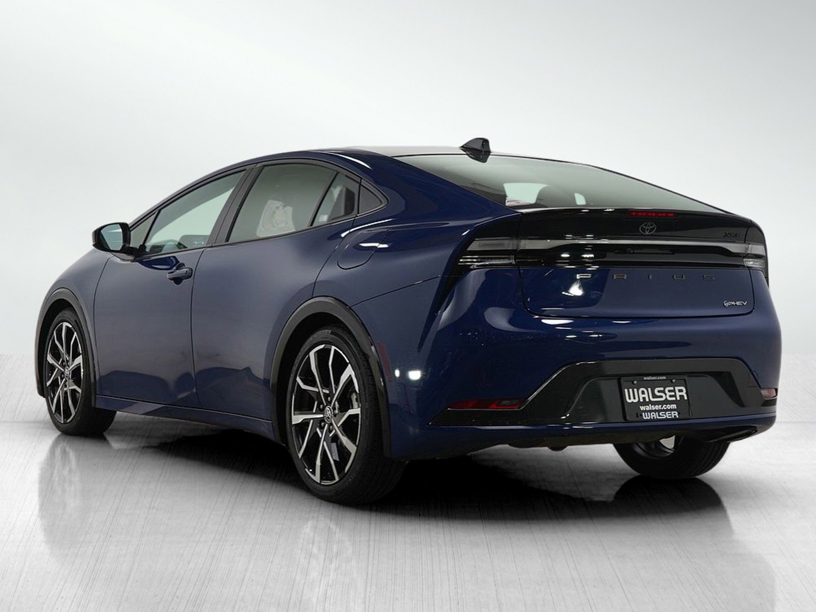 Used 2026 Toyota Prius Plug-In Hybrid image 5