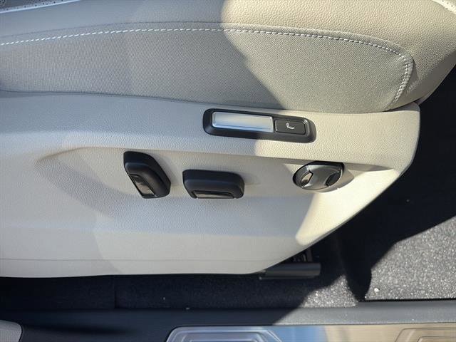 New 2026 Volkswagen Atlas SEL Premium R-Line image 10