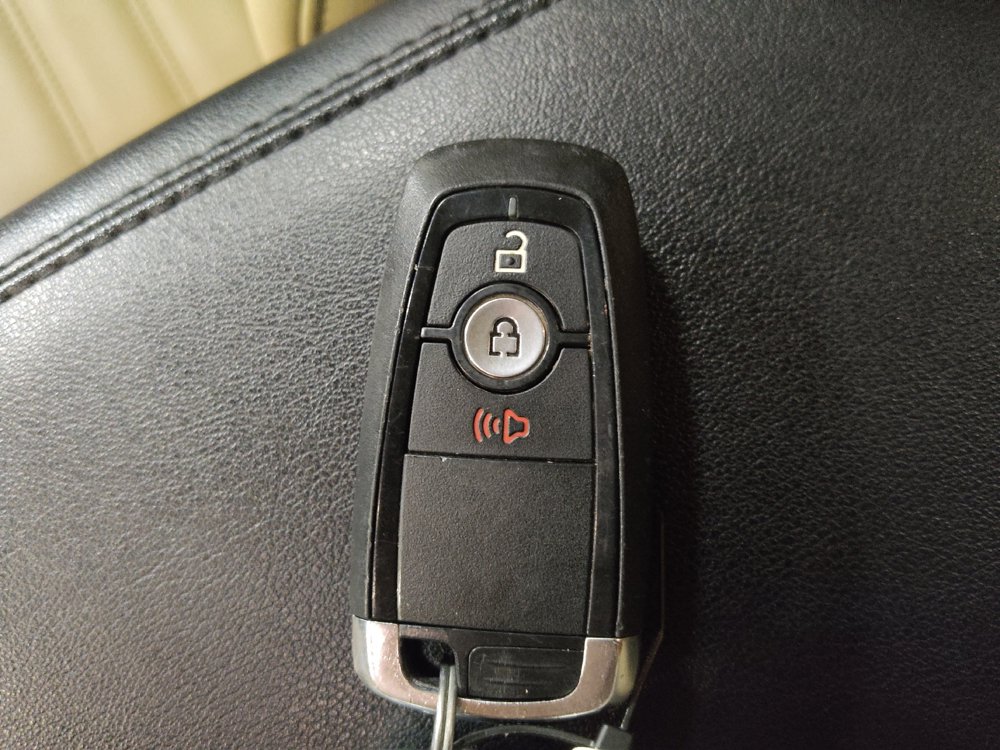 Used 2020 Ford Edge SEL AWD/4WD image 32