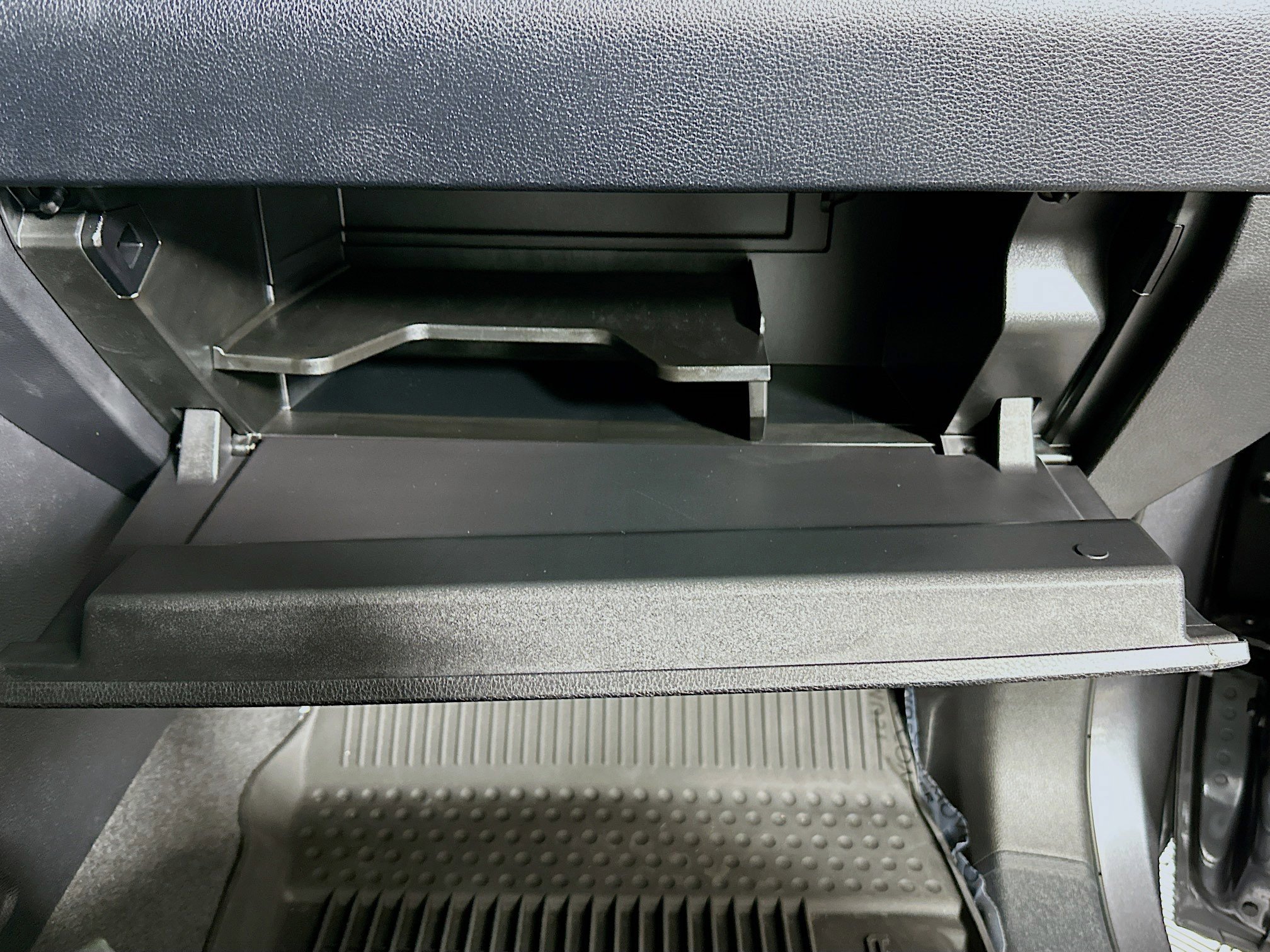Certified 2026 Toyota Tundra SR AWD/4WD image 32