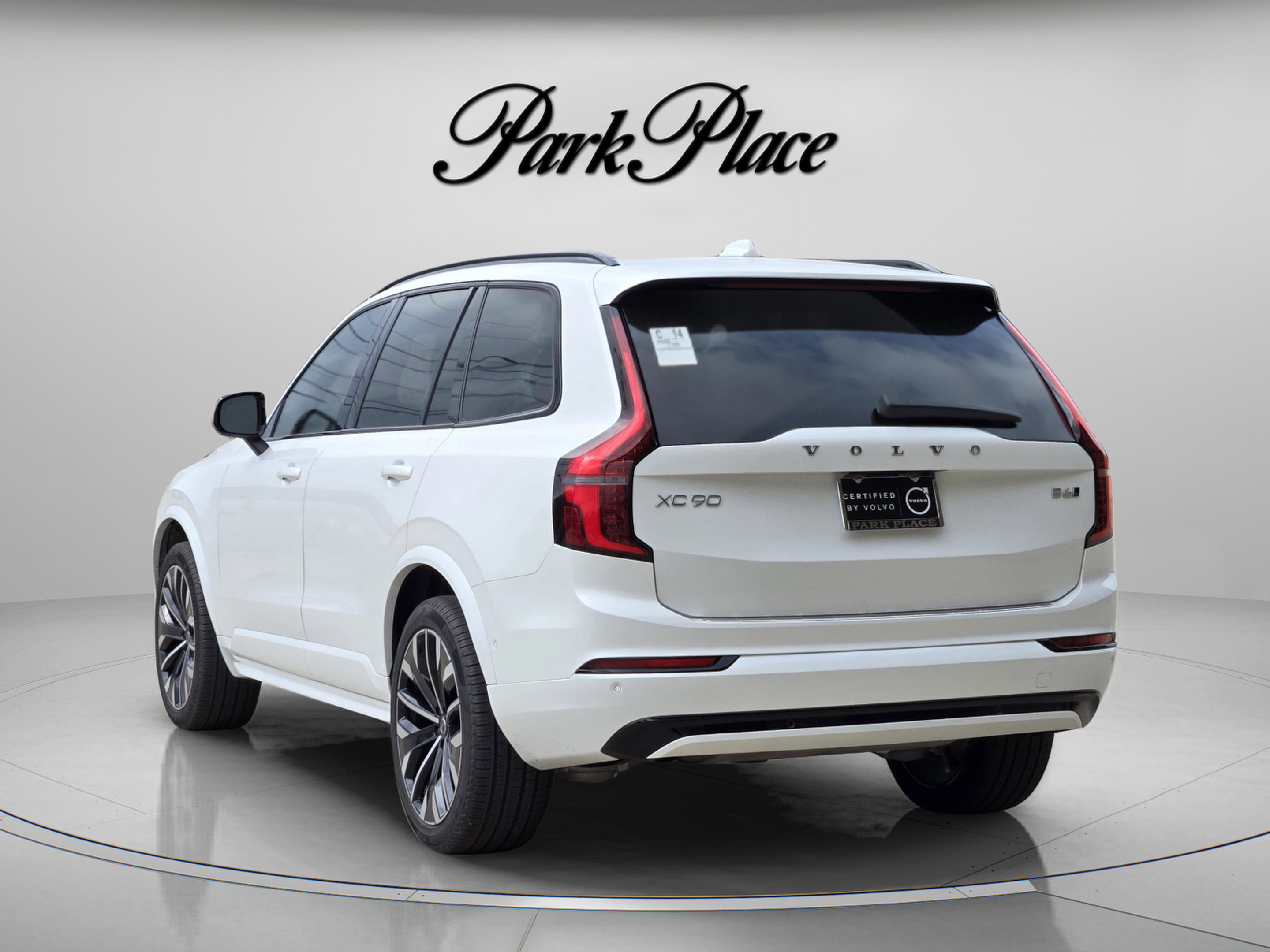 Used 2026 Volvo XC90 B6 Ultra w/ Protection Package Premier AWD/4WD image 8
