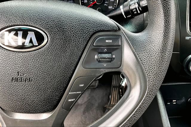 Used 2017 Kia Forte LX FWD image 11