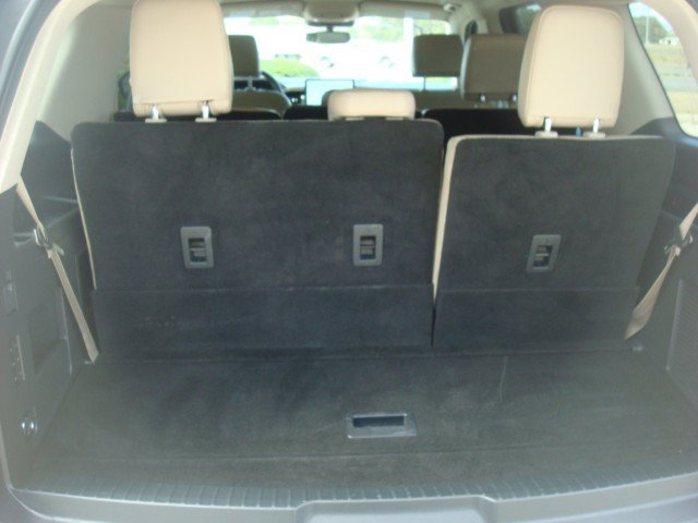 Used 2024 Ford Expedition XLT RWD image 25