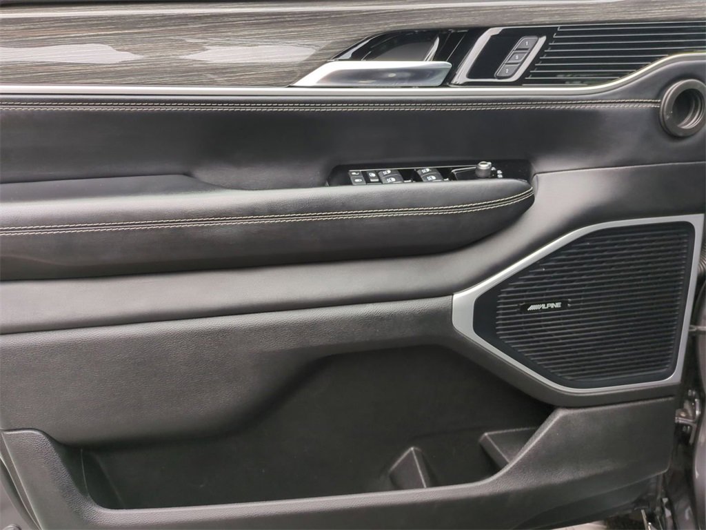 Used 2022 Jeep Wagoneer Series II w/ Convenience Group I image 18