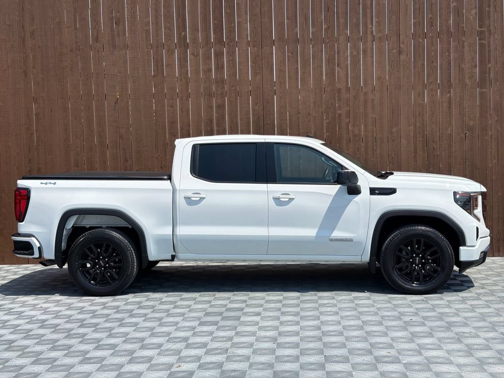 Used 2024 GMC Sierra 1500 Elevation AWD/4WD image 14