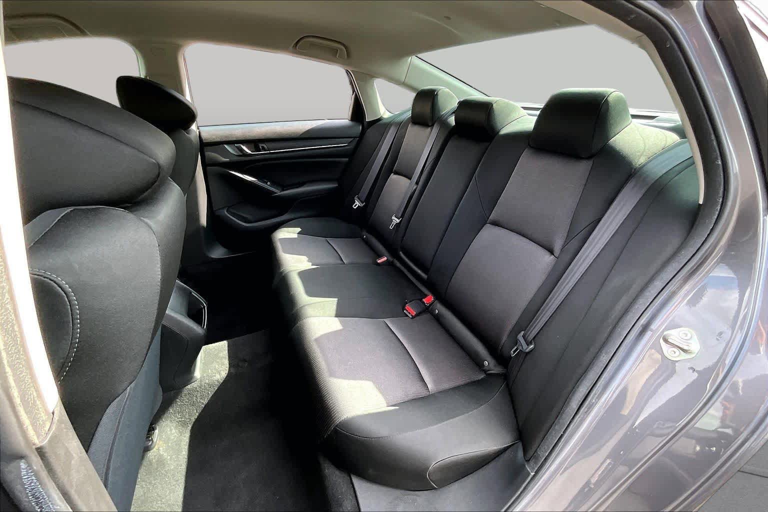 Used 2019 Honda Accord LX image 19