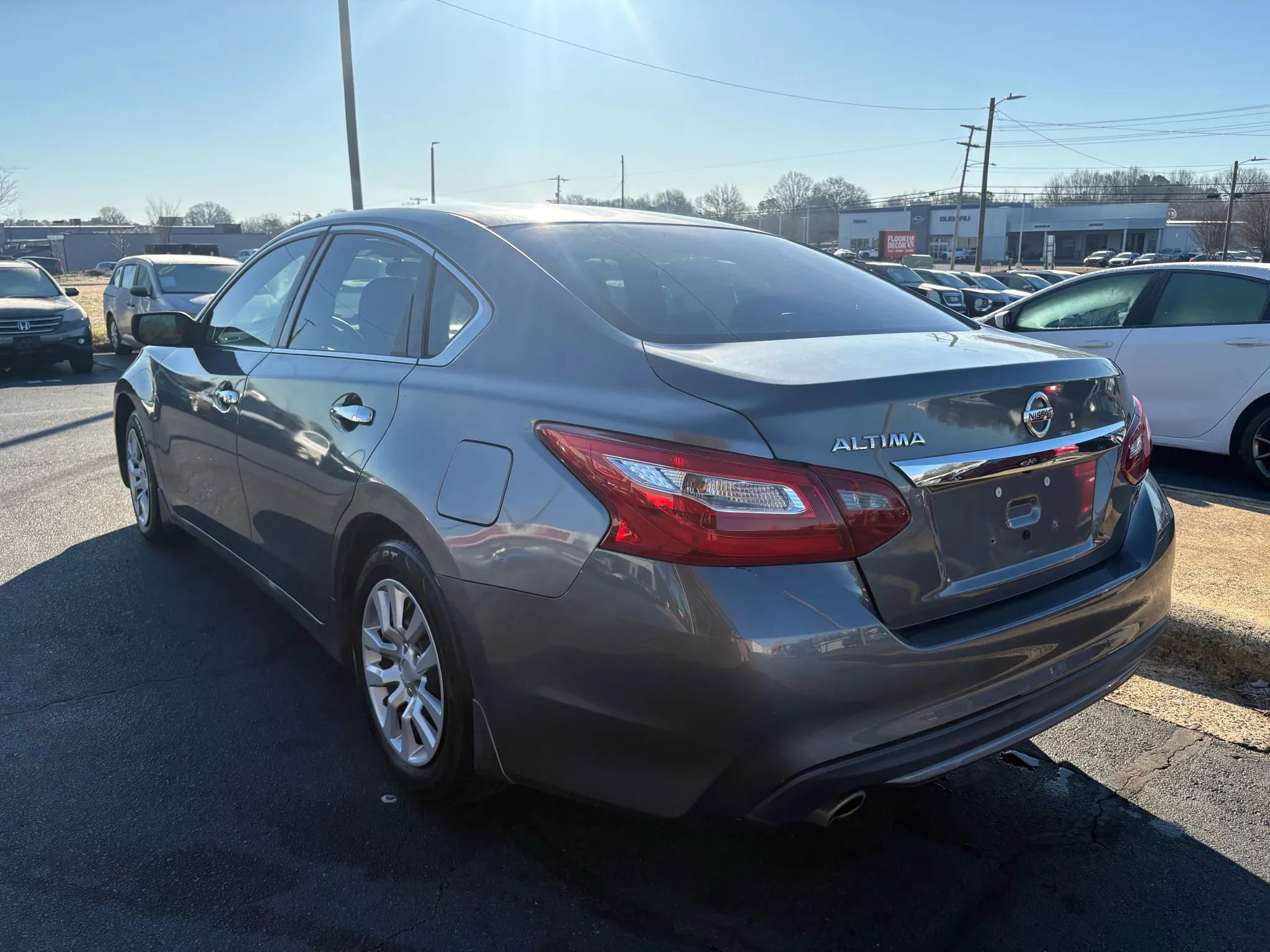 Used 2018 Nissan Altima 2.5 S w/ S Convenience Package image 5