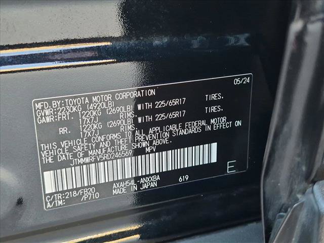 Used 2024 Toyota RAV4 LE AWD/4WD image 24