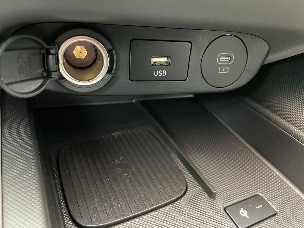 New 2026 Hyundai Elantra SEL Sport Premium FWD image 17