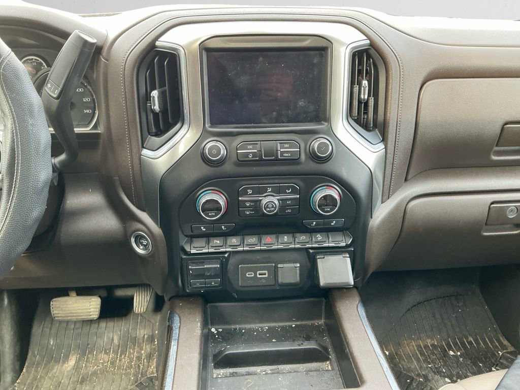 Used 2021 Chevrolet Silverado 1500 LT Trail Boss w/ Convenience Package II image 11