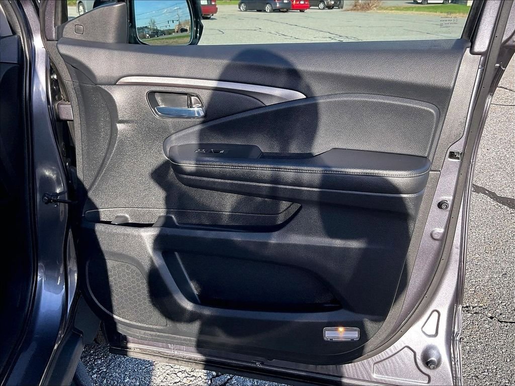 Used 2022 Honda Ridgeline RTL-E image 12