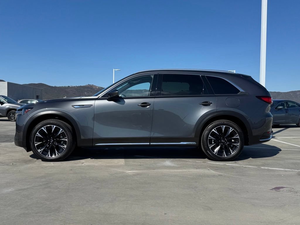 Used 2025 MAZDA CX-90 Plug-In Hybrid w/ Premium Plus AWD/4WD image 8