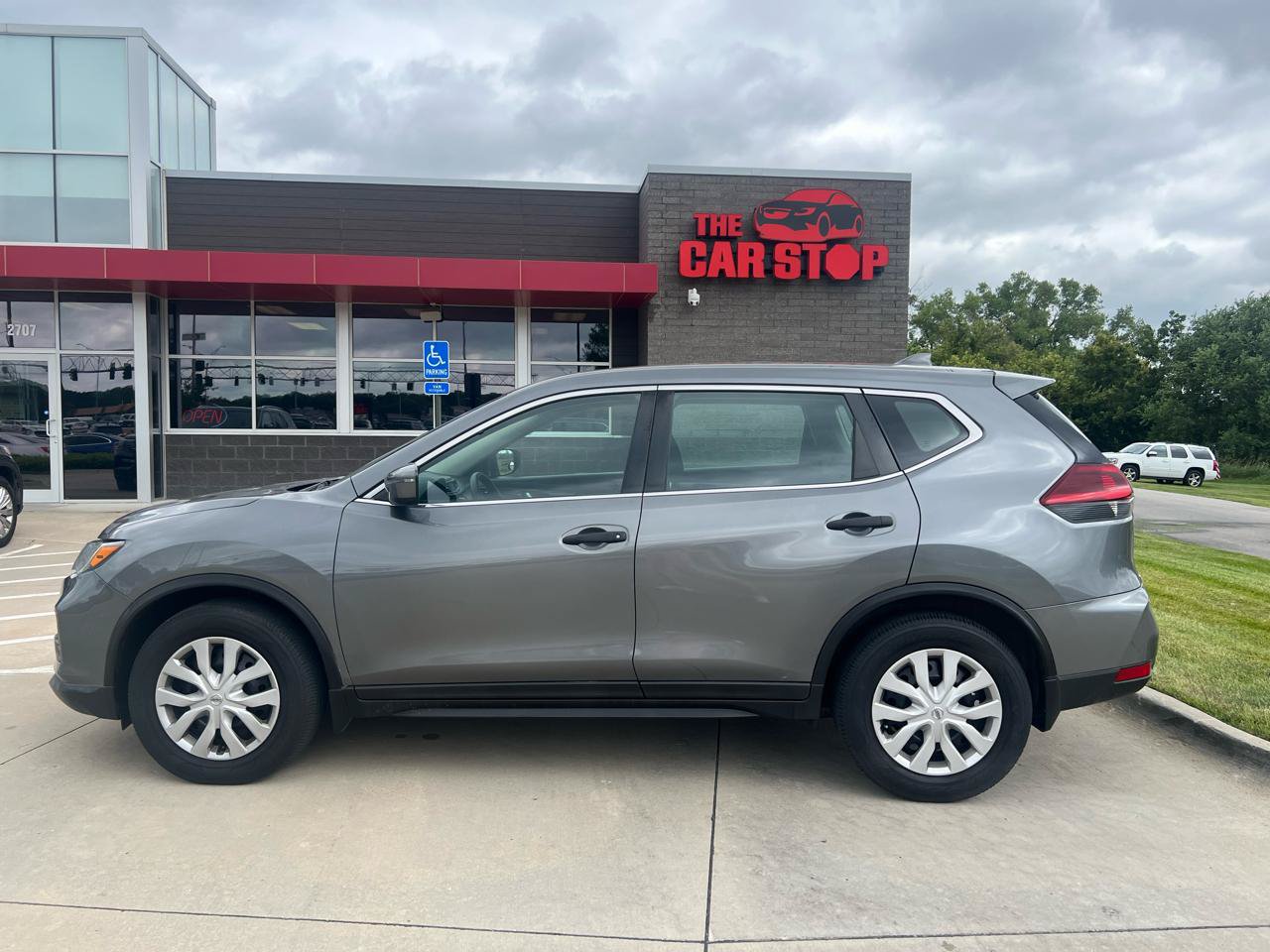 Used 2018 Nissan Rogue S