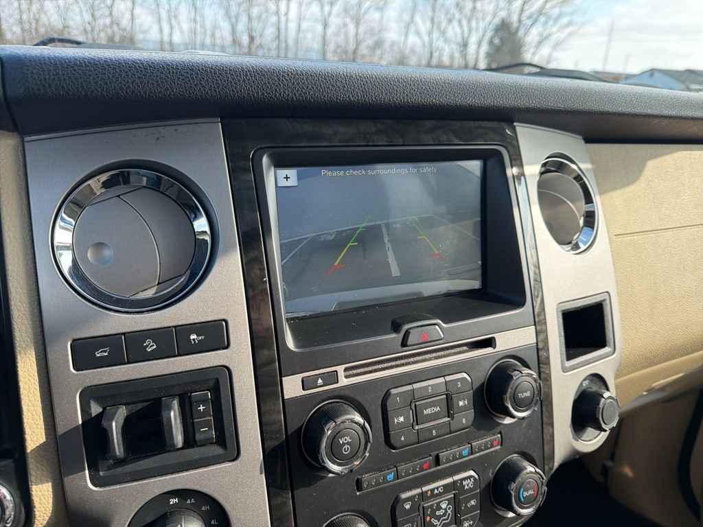 Used 2016 Ford Expedition Limited w/ Equipment Group 301A image 32