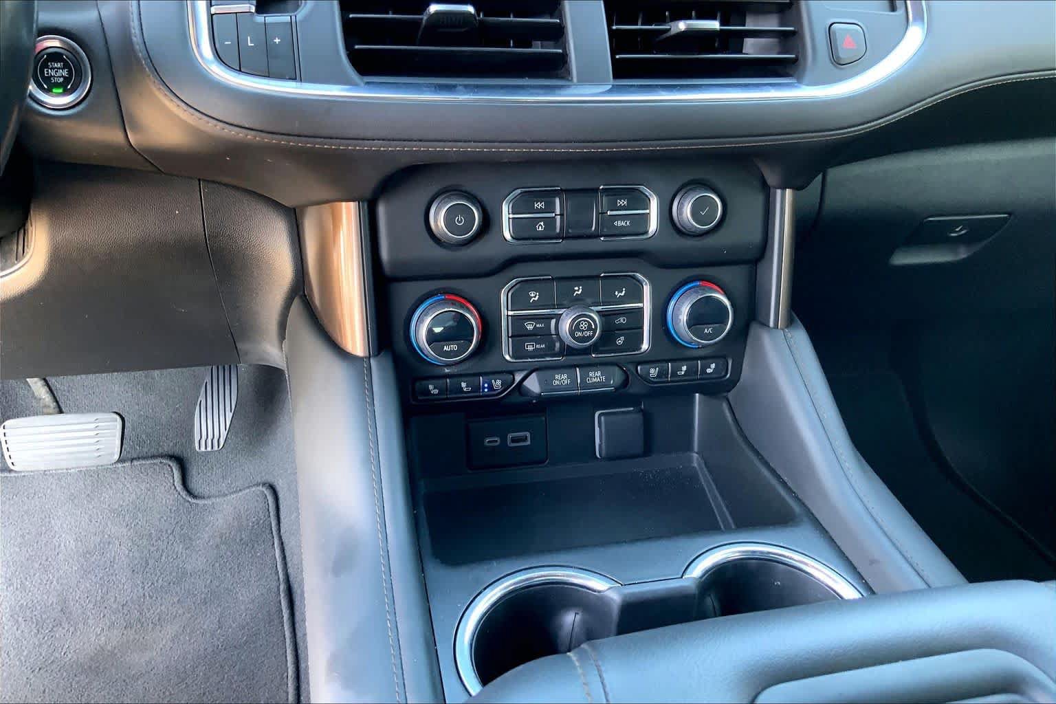 Used 2023 Chevrolet Tahoe High Country w/ Advanced Technology Package AWD/4WD image 30