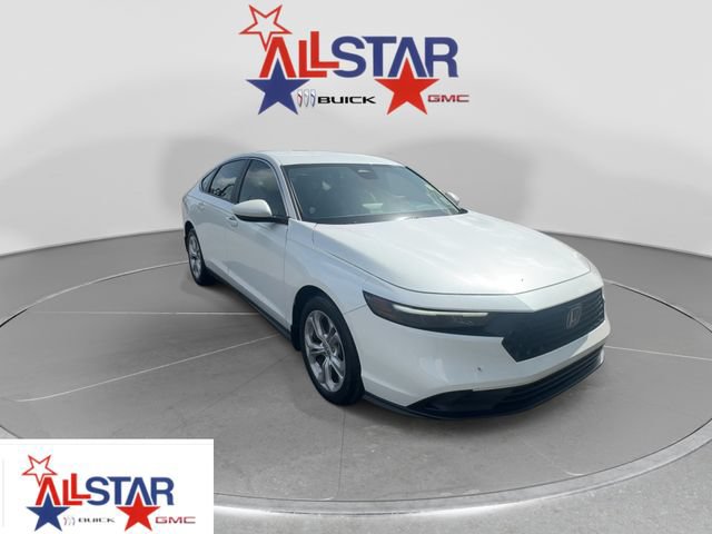 Used 2025 Honda Accord LX video 1