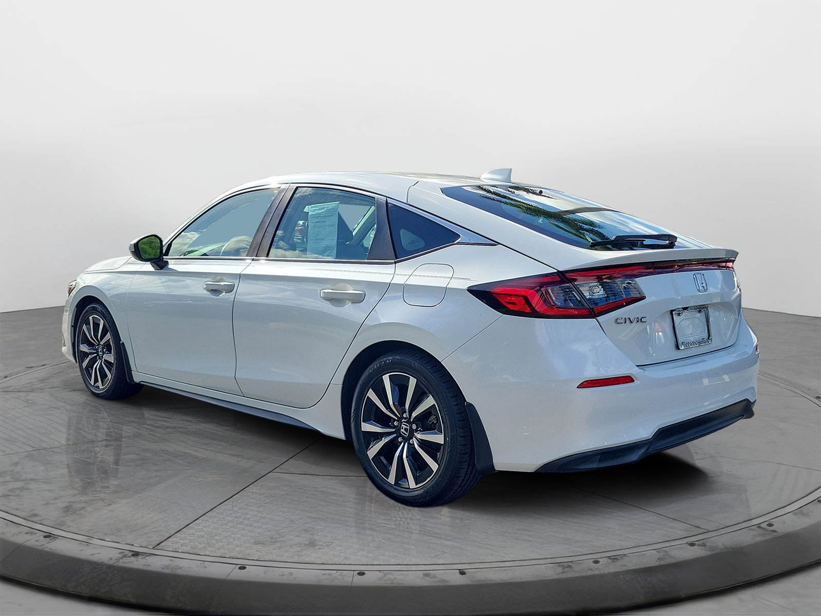 Certified 2023 Honda Civic EX-L image 4