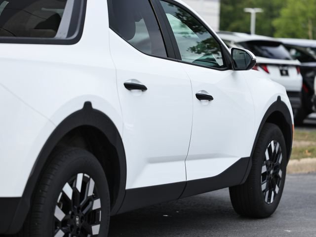 Used 2025 Hyundai Santa Cruz SEL FWD image 8