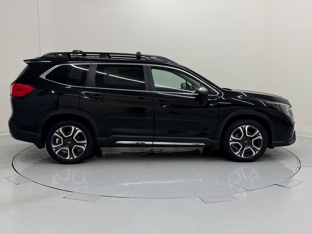Certified 2023 Subaru Ascent Limited w/ Technology Package image 6