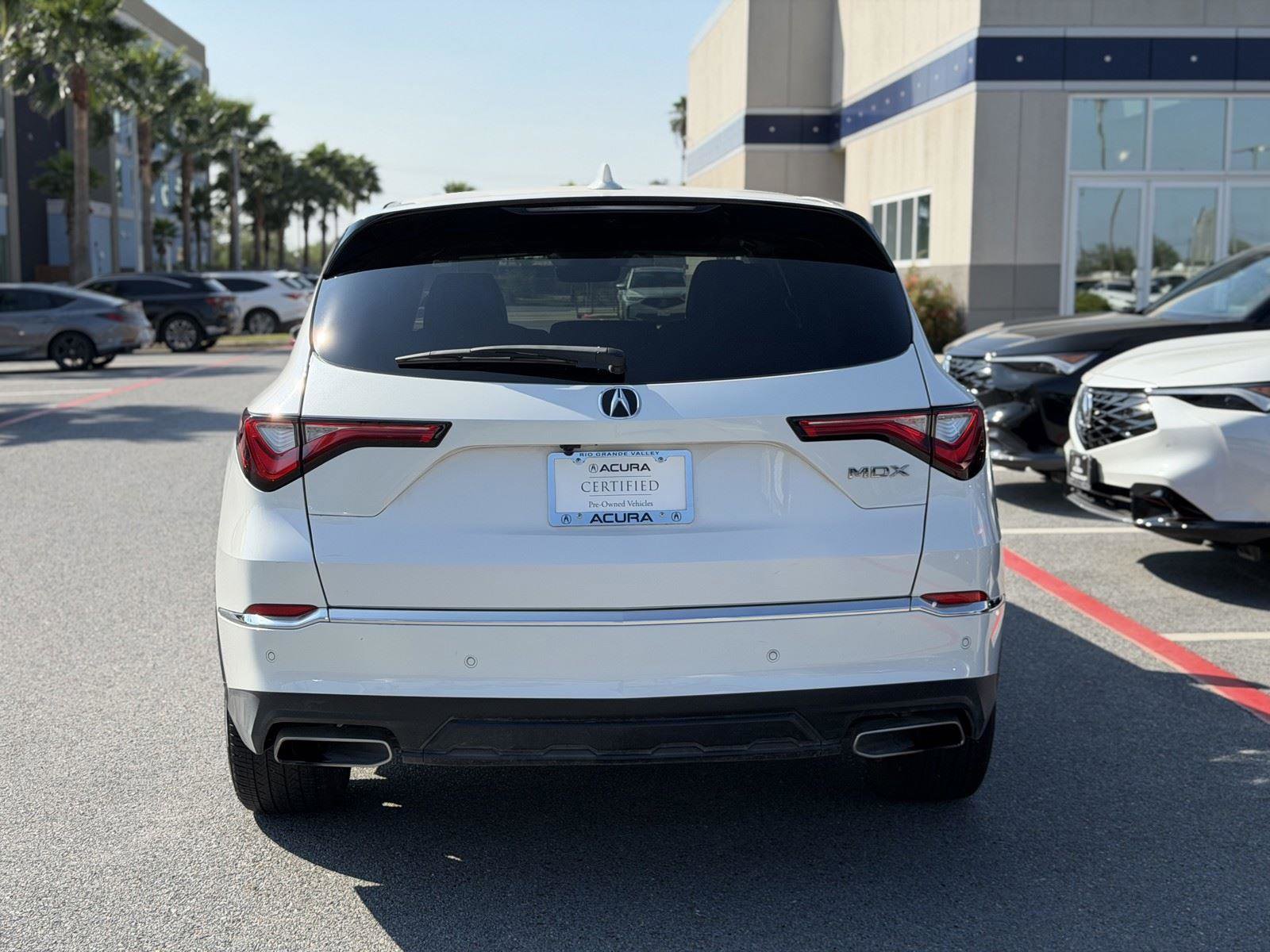 Certified 2024 Acura MDX FWD w/ Technology Package image 15