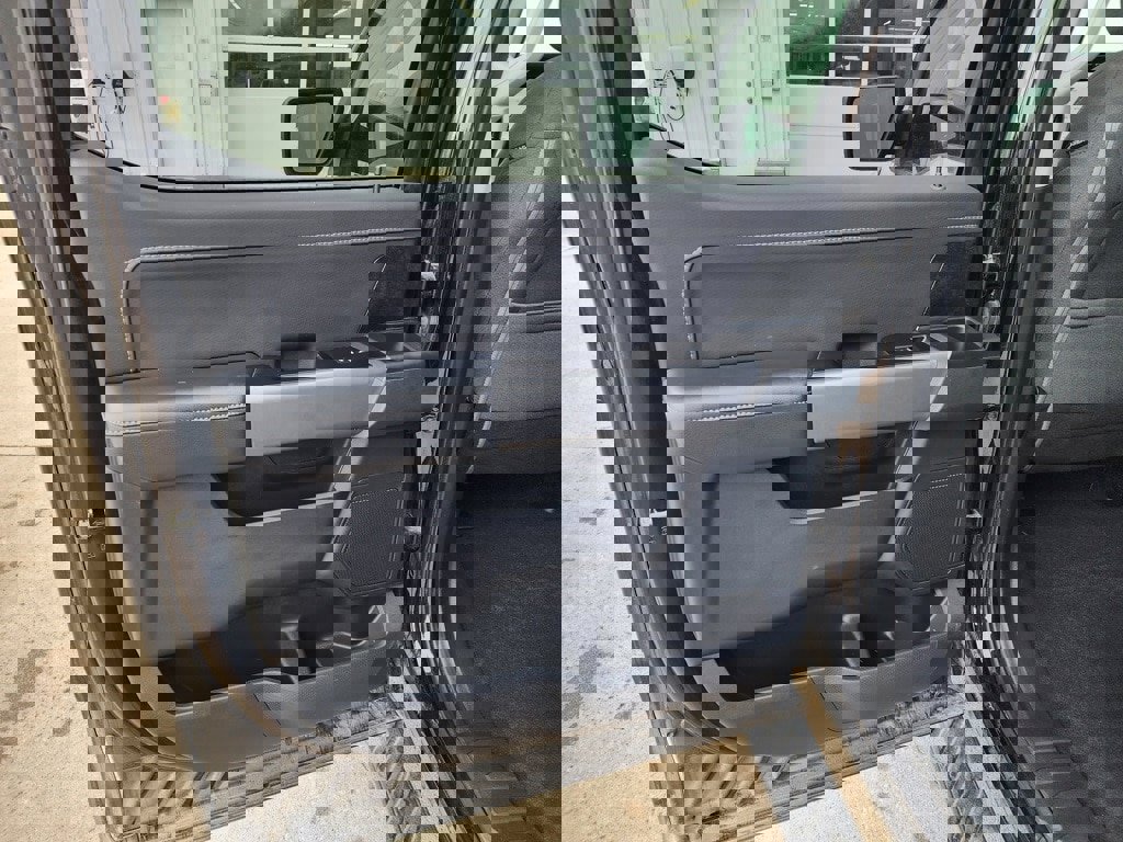 Used 2023 Ford F150 XLT w/ Equipment Group 302A High image 10