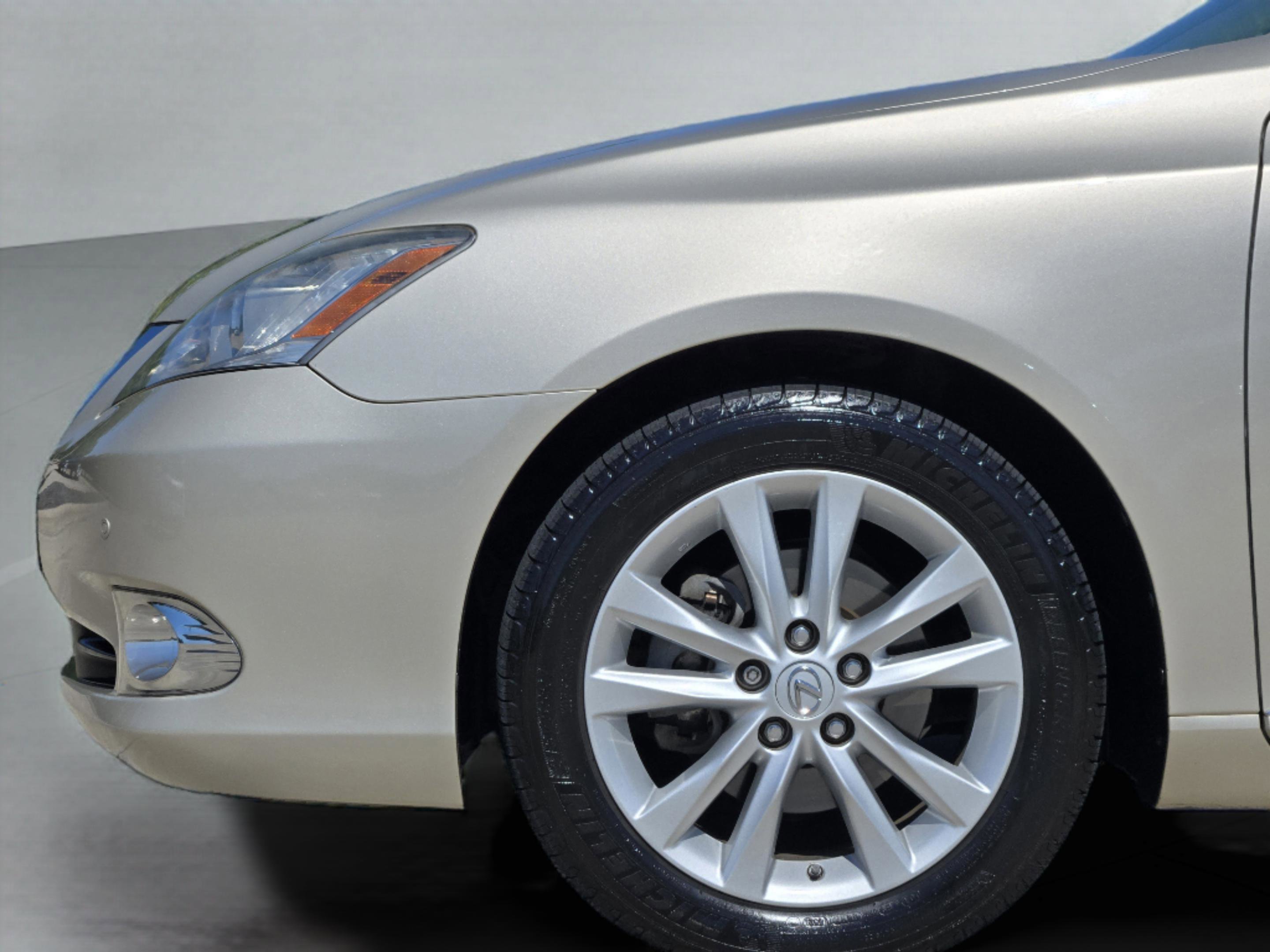 Used 2011 Lexus ES 350 FWD image 32