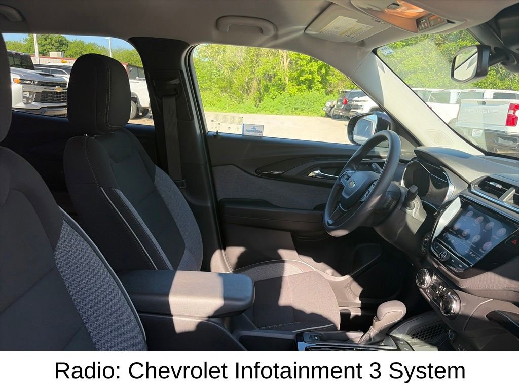 Certified 2022 Chevrolet TrailBlazer LT w/ Convenience Package FWD image 14