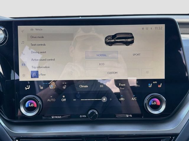 New 2026 Lexus TX 500h AWD w/ Technology Package image 31