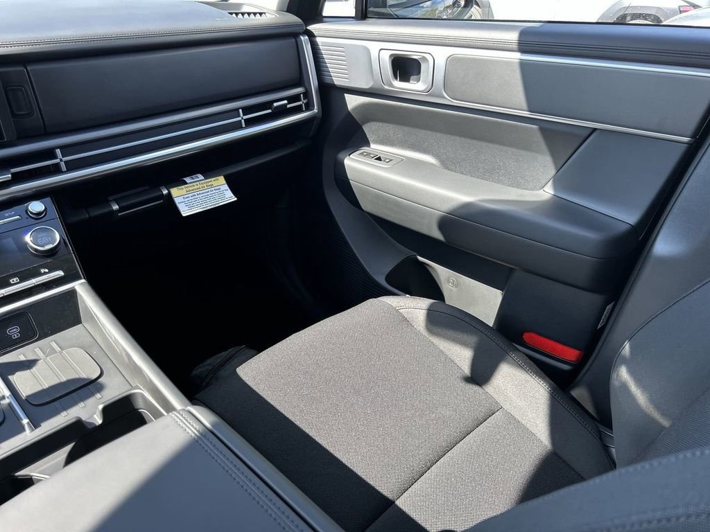 New 2026 Hyundai Santa Fe SE image 6