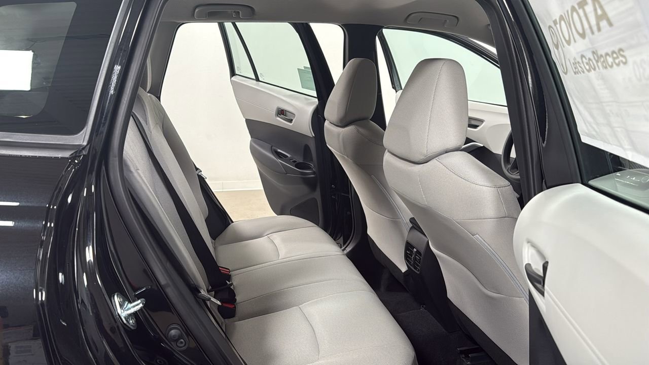 New 2026 Toyota Corolla Cross L image 17