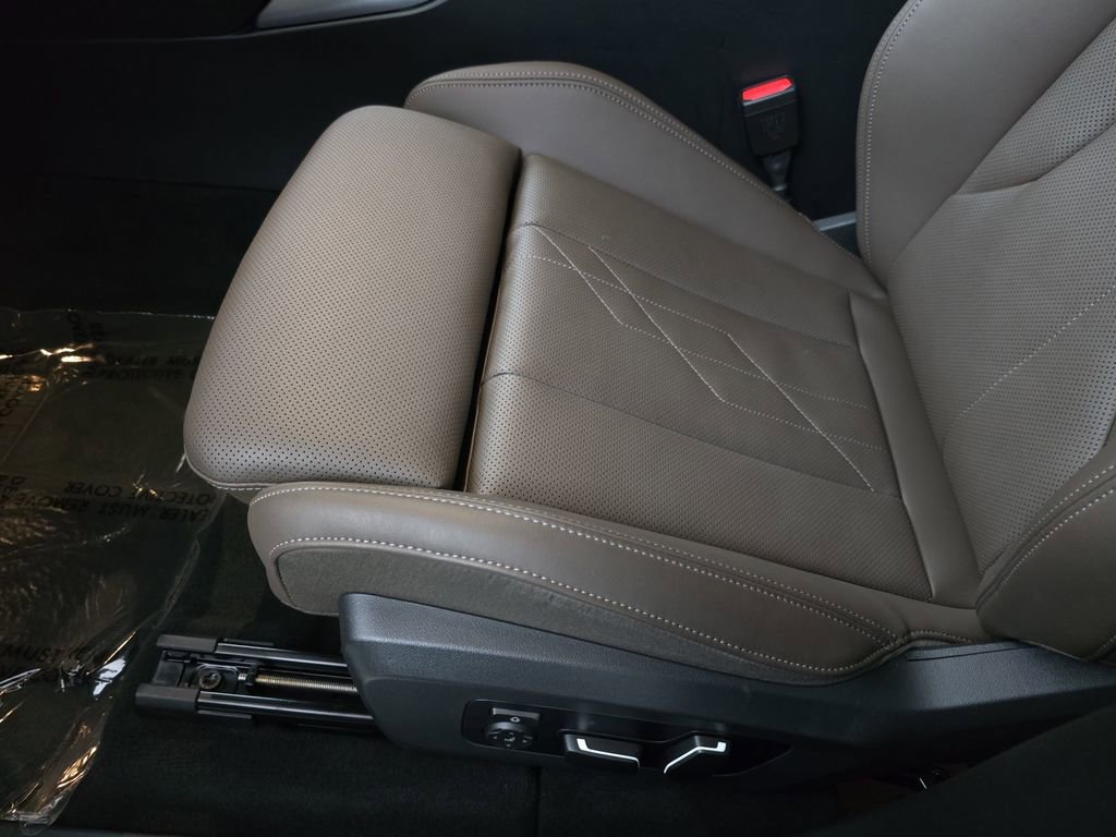 Used 2025 BMW X3 xDrive30i image 29