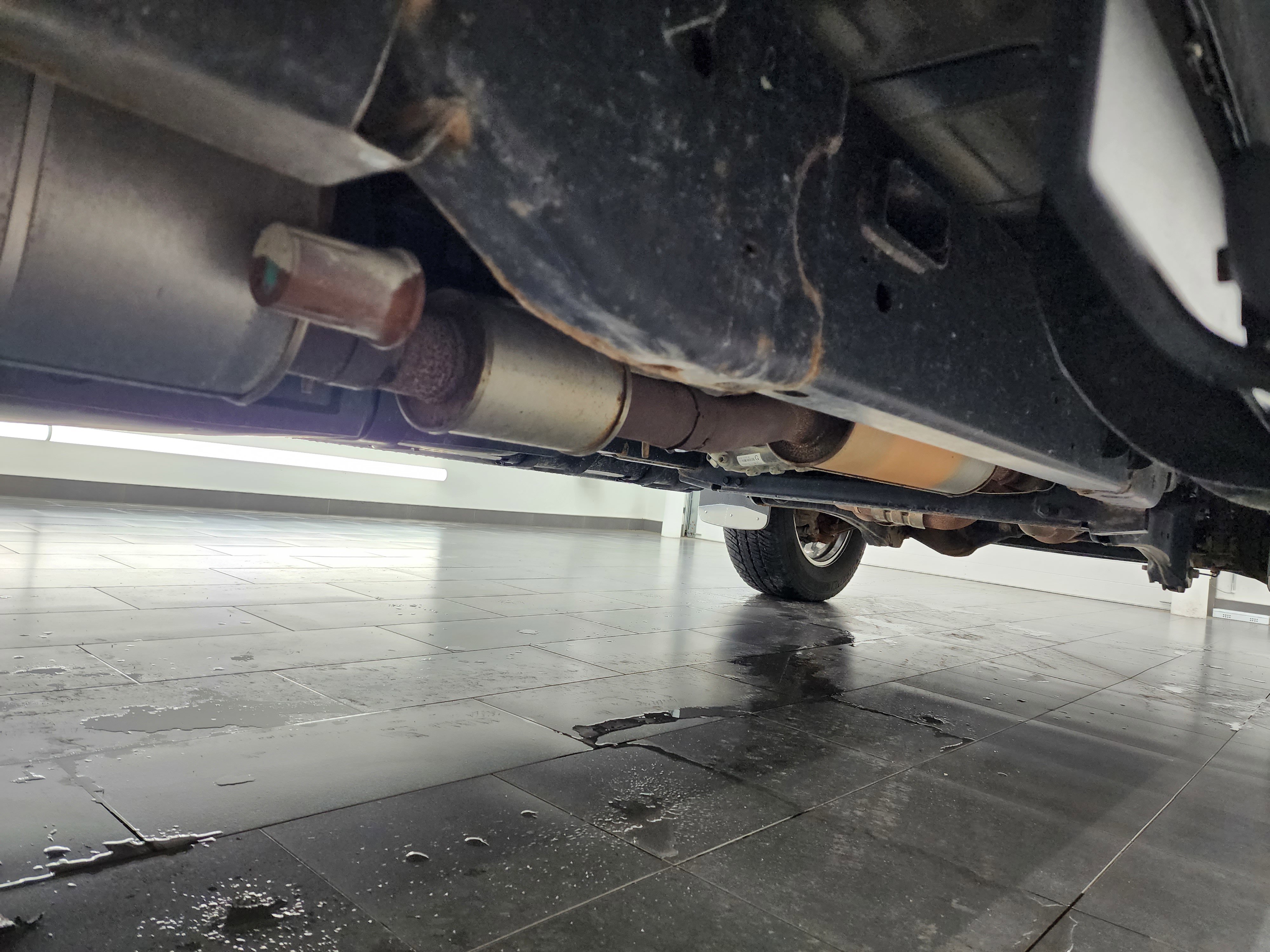 Used 2021 Ford F250 Lariat w/ Chrome Package image 24