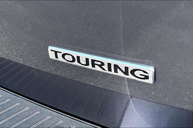 Certified 2025 Honda Odyssey Touring image 22
