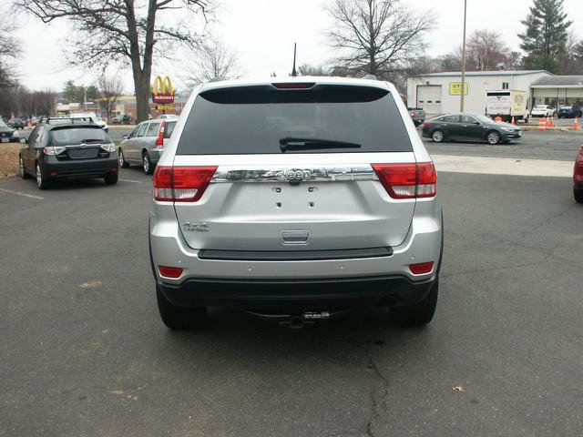 Used 2013 Jeep Grand Cherokee Laredo image 3
