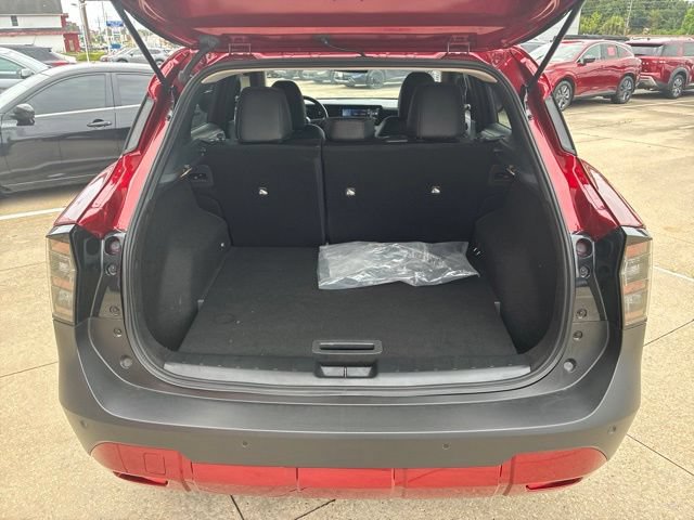 Used 2025 Nissan Kicks SR FWD image 7