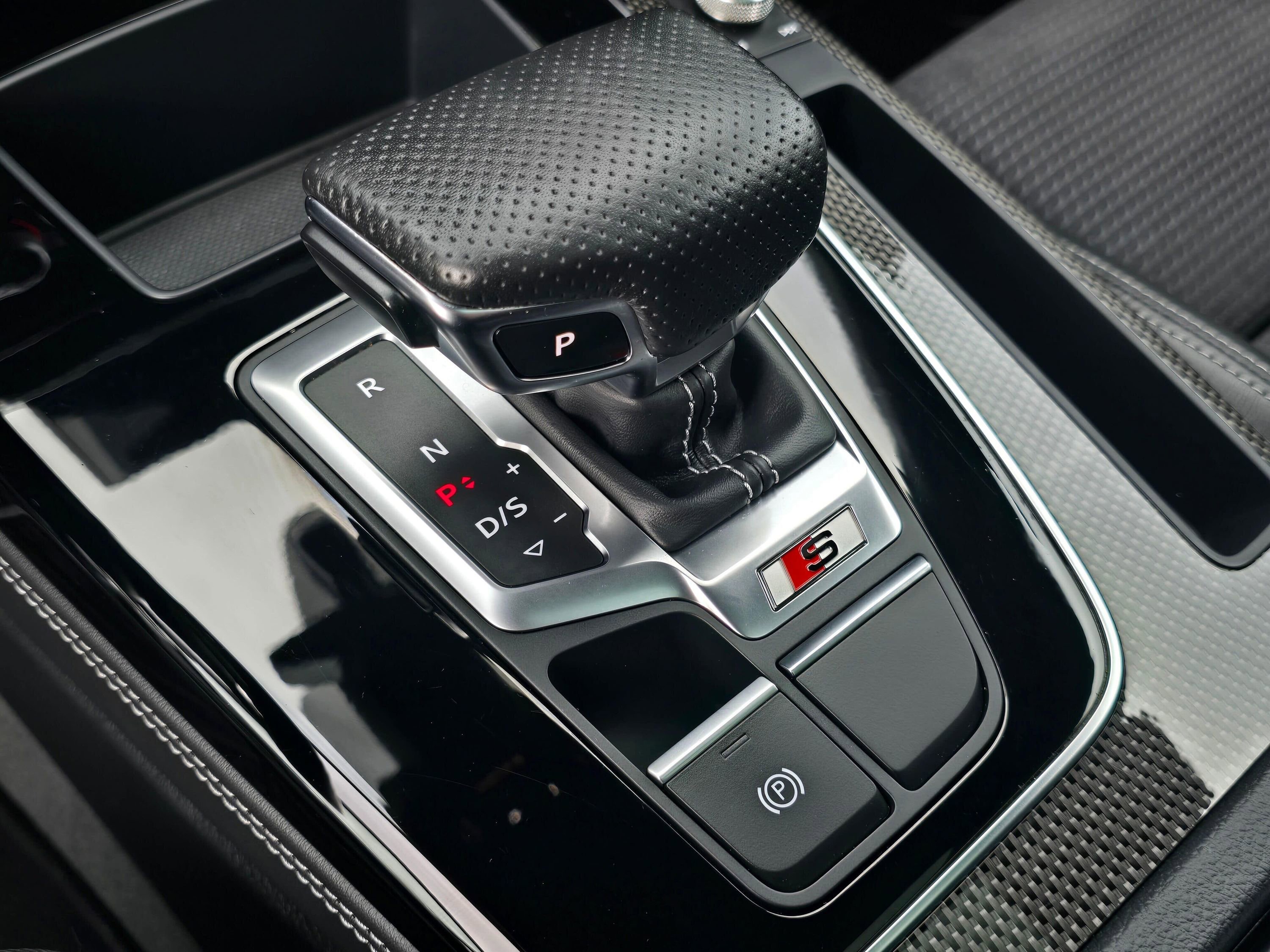 Used 2023 Audi SQ5 Prestige w/ Prestige Package image 17