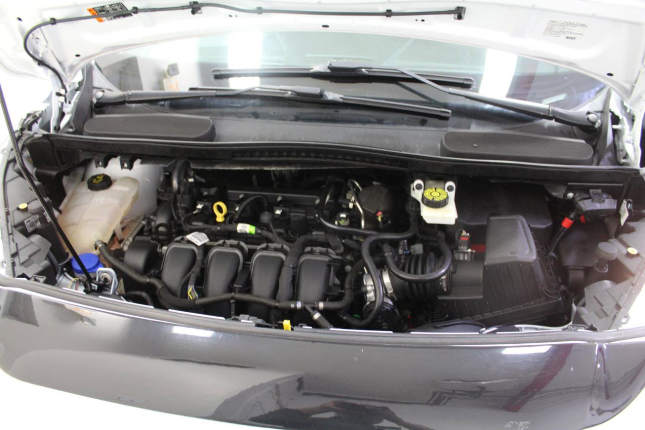 Used 2020 Ford Transit Connect XL image 29