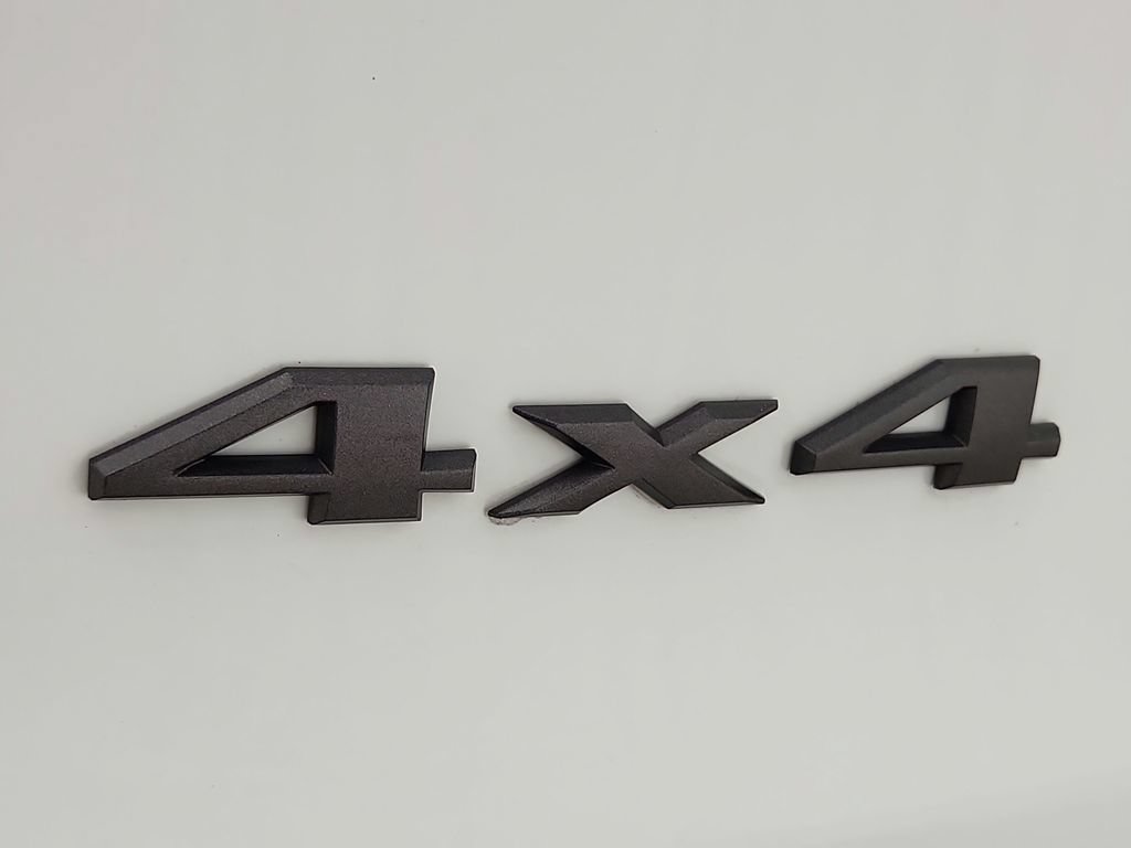 Used 2017 Jeep Cherokee Trailhawk w/ Comfort & Convenience Group AWD/4WD image 38