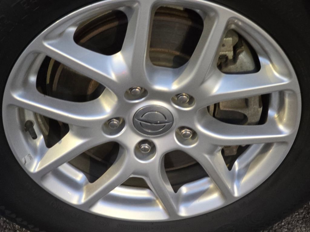 Used 2022 Chrysler Pacifica Touring-L image 11