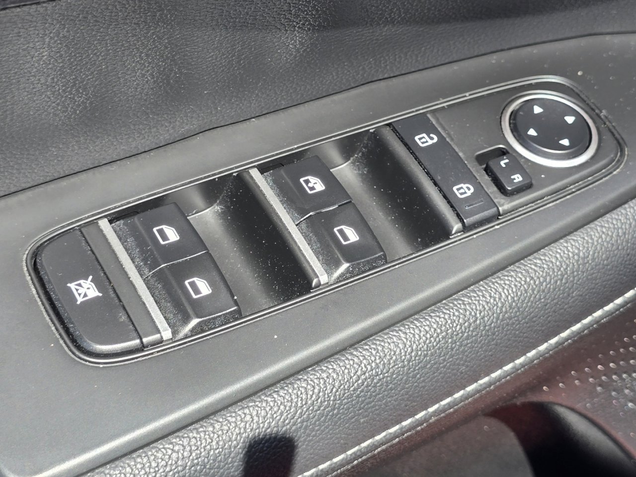 Used 2023 Kia Forte GT-Line w/ GT-Line Premium Package FWD image 27