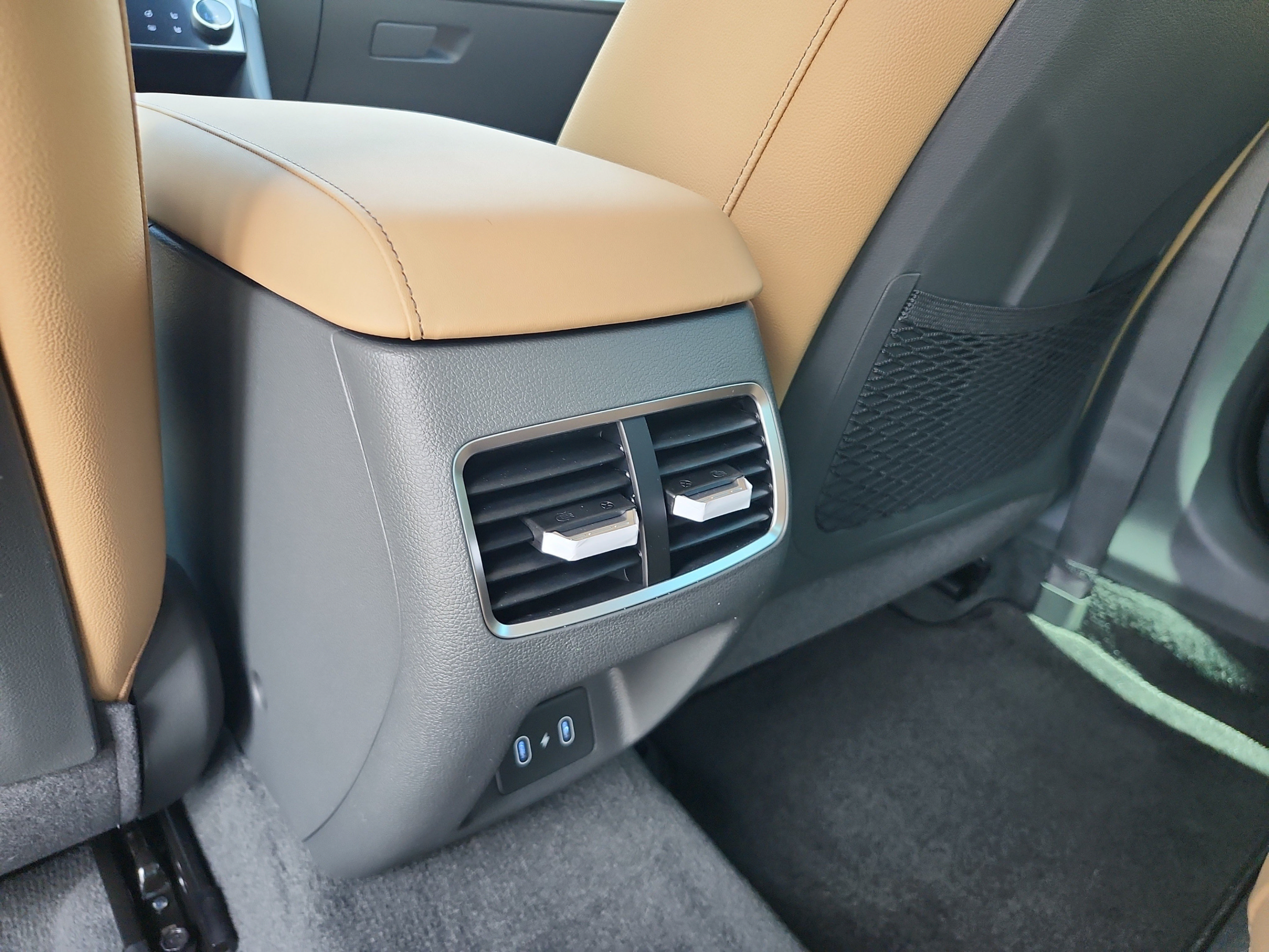 New 2026 Hyundai Sonata Limited FWD image 17