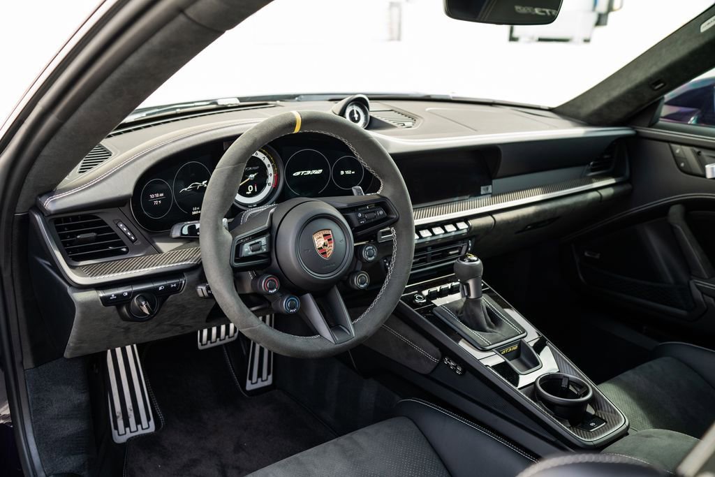 Used 2025 Porsche 911 GT3 RS RWD image 9