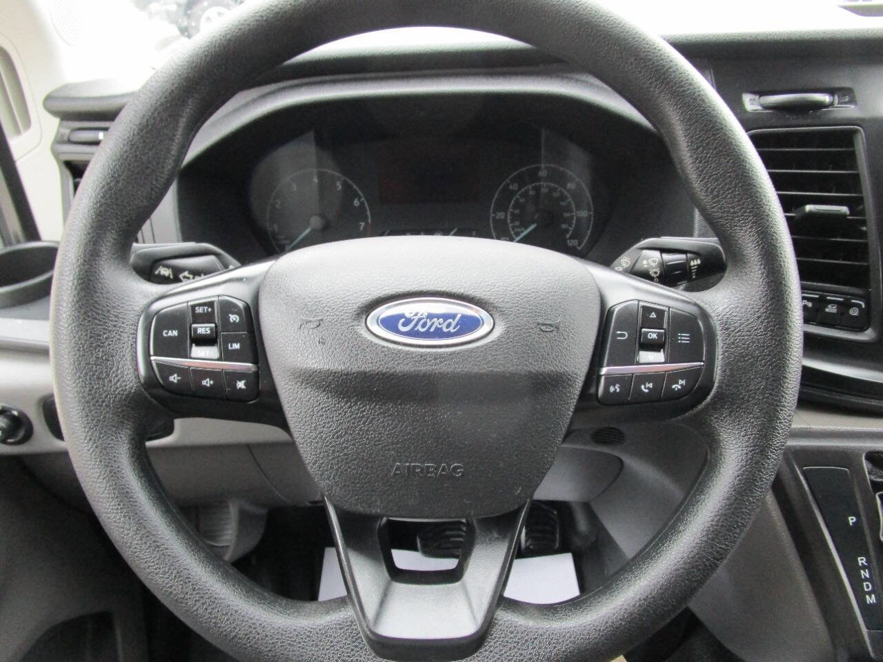 Used 2022 Ford Transit 250 Low Roof AWD image 27