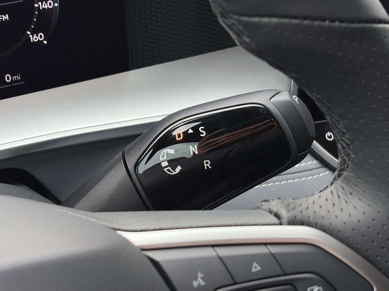 New 2026 Volkswagen Tiguan SE R-Line image 26