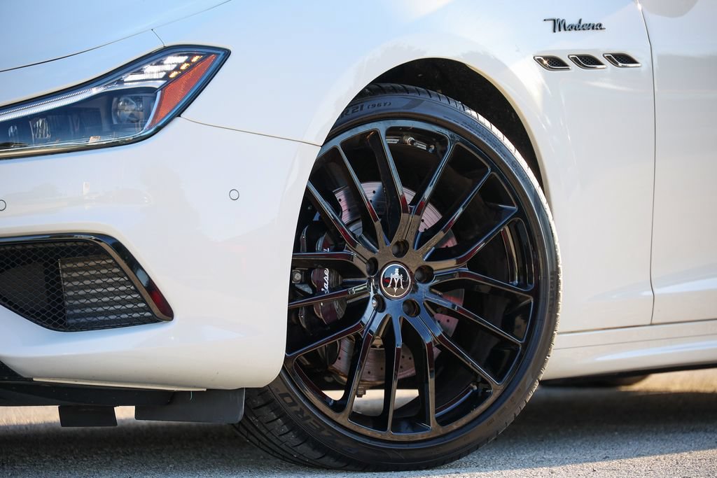 Used 2024 Maserati Ghibli Modena Ultima Q4 AWD/4WD image 12