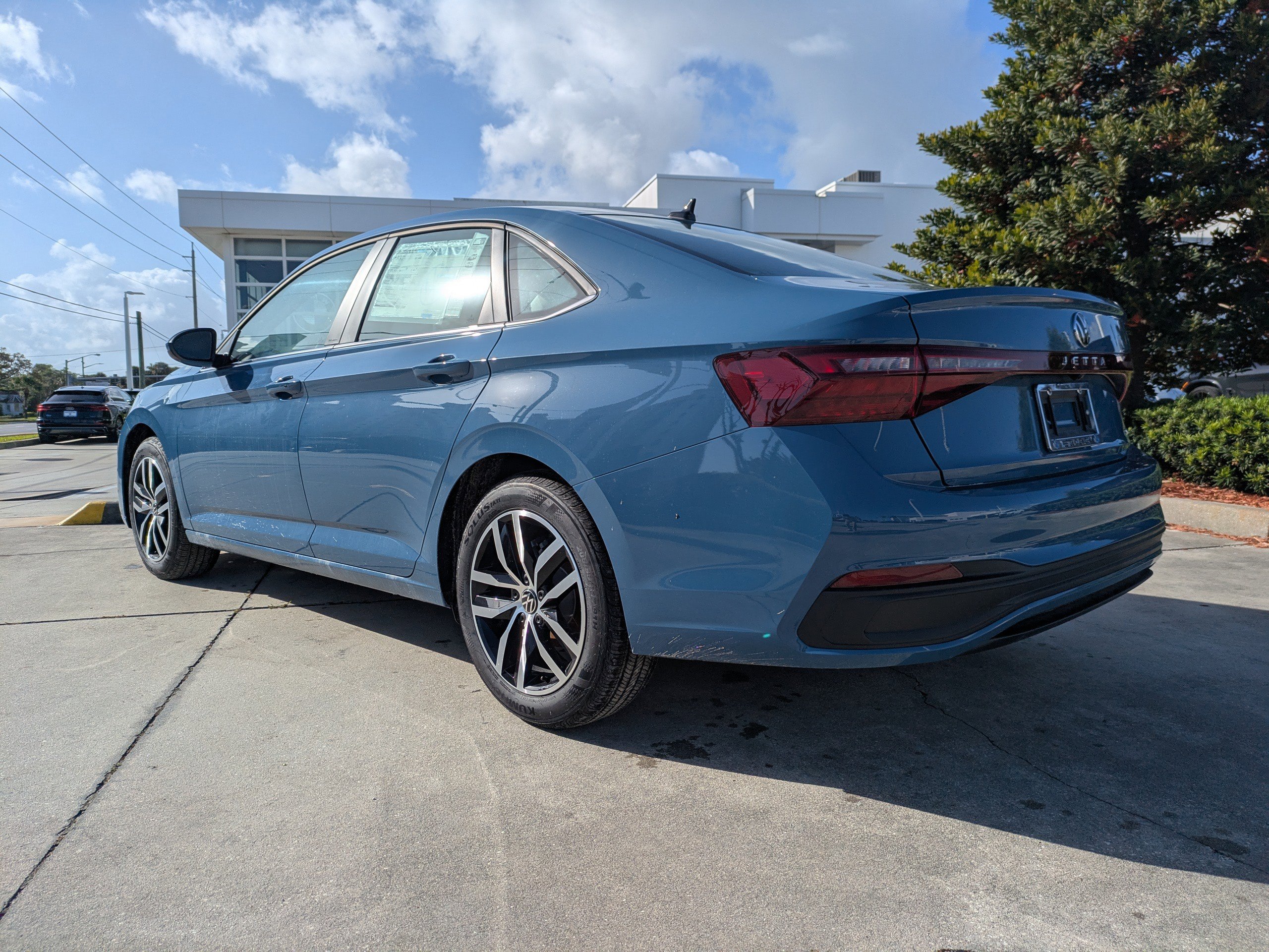 New 2026 Volkswagen Jetta SE FWD image 6