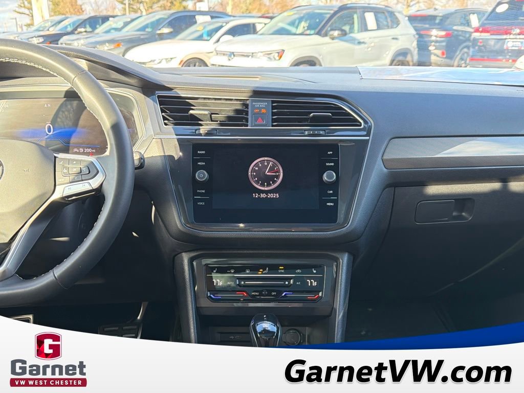 Certified 2023 Volkswagen Tiguan SE R-Line image 18
