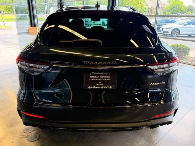 Used 2023 Maserati Levante Modena AWD/4WD image 8