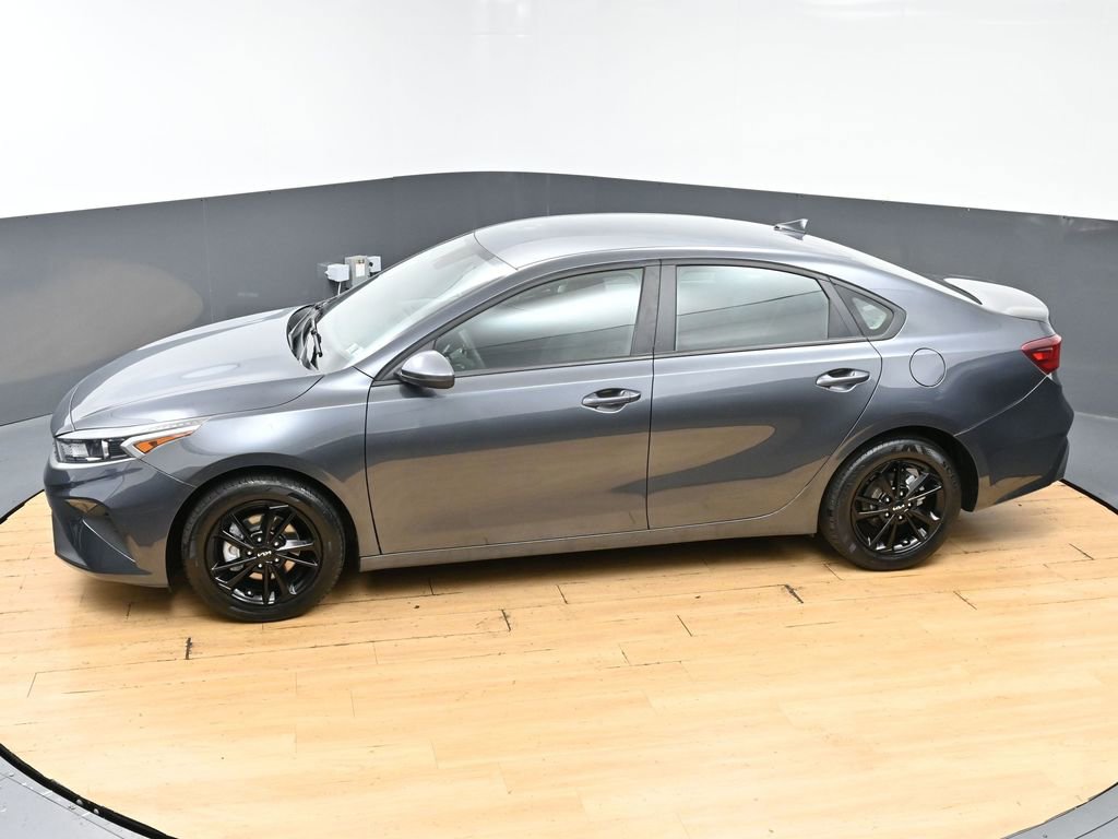 Used 2024 Kia Forte LXS FWD image 41