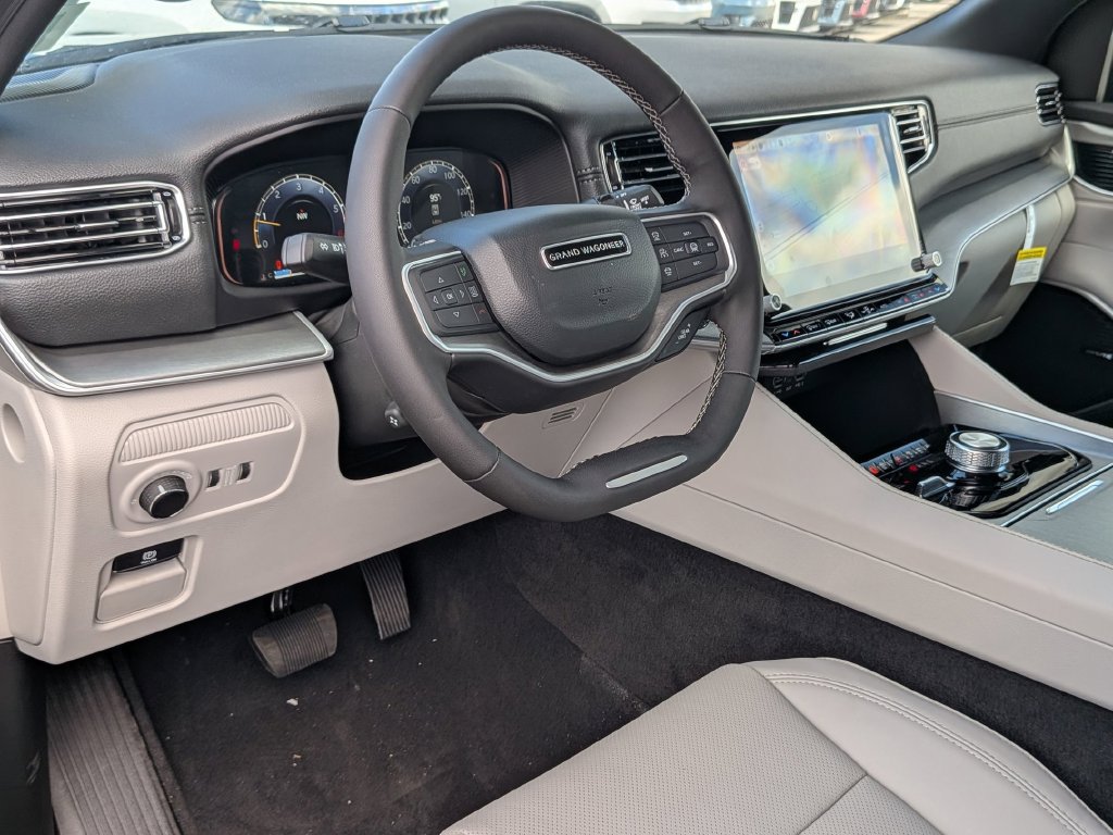New 2026 Jeep Grand Wagoneer 4WD image 33